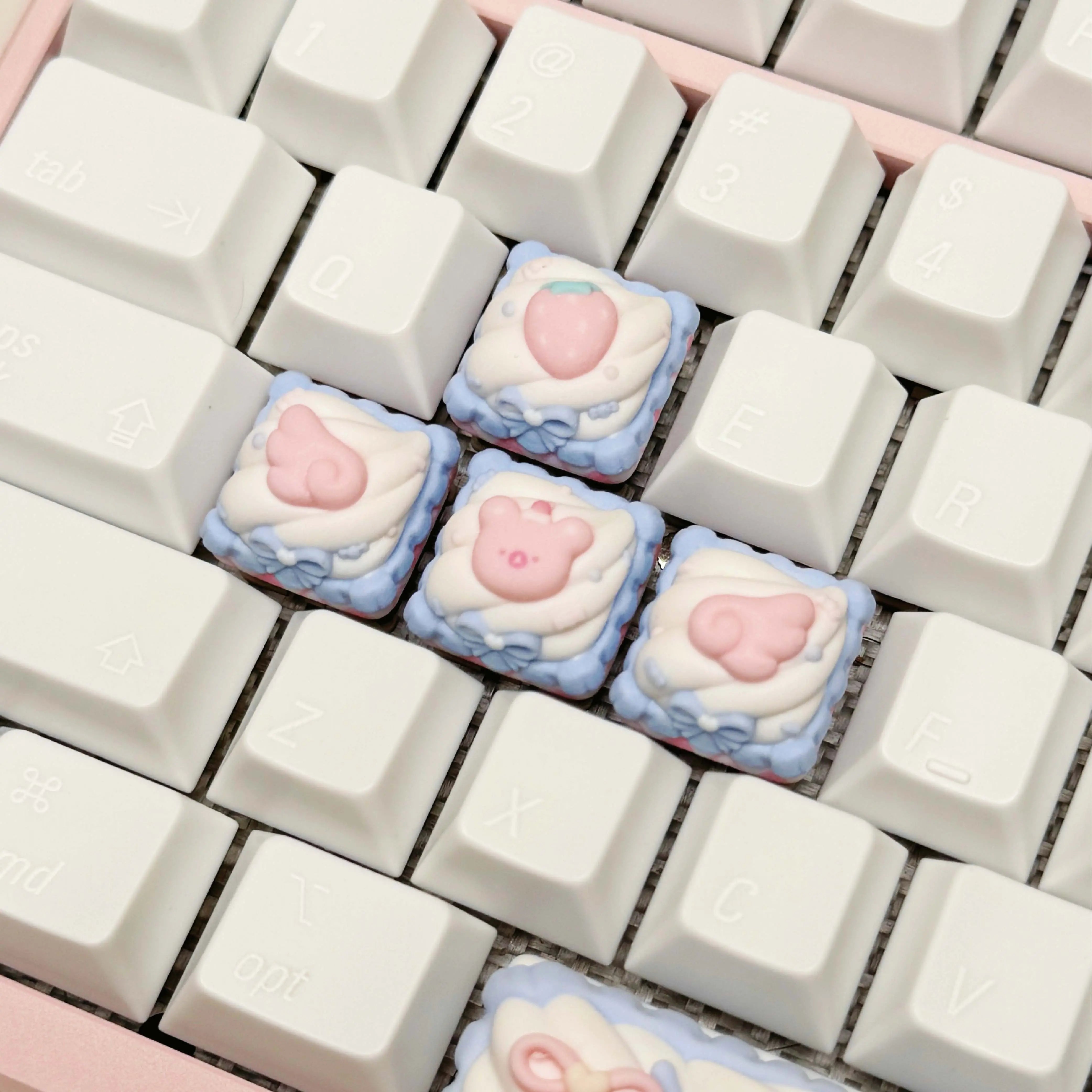 Strawberry Cream Delight Series - Artisan Keycap Set | Oai Studio