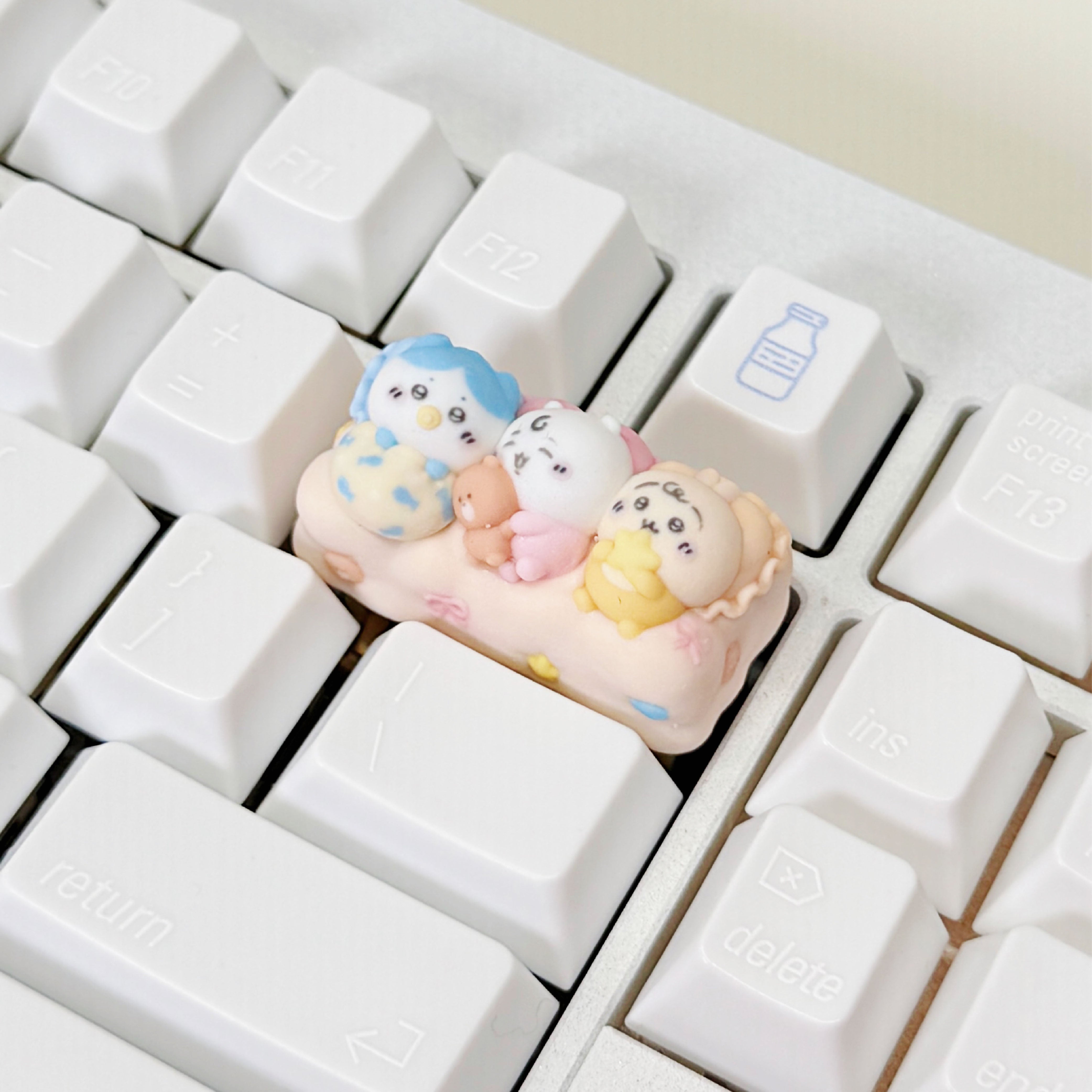 Chiikawa "Sweet Dreams" 2U Artisan Keycap - Backspace Key Custom Design | Oai Studio