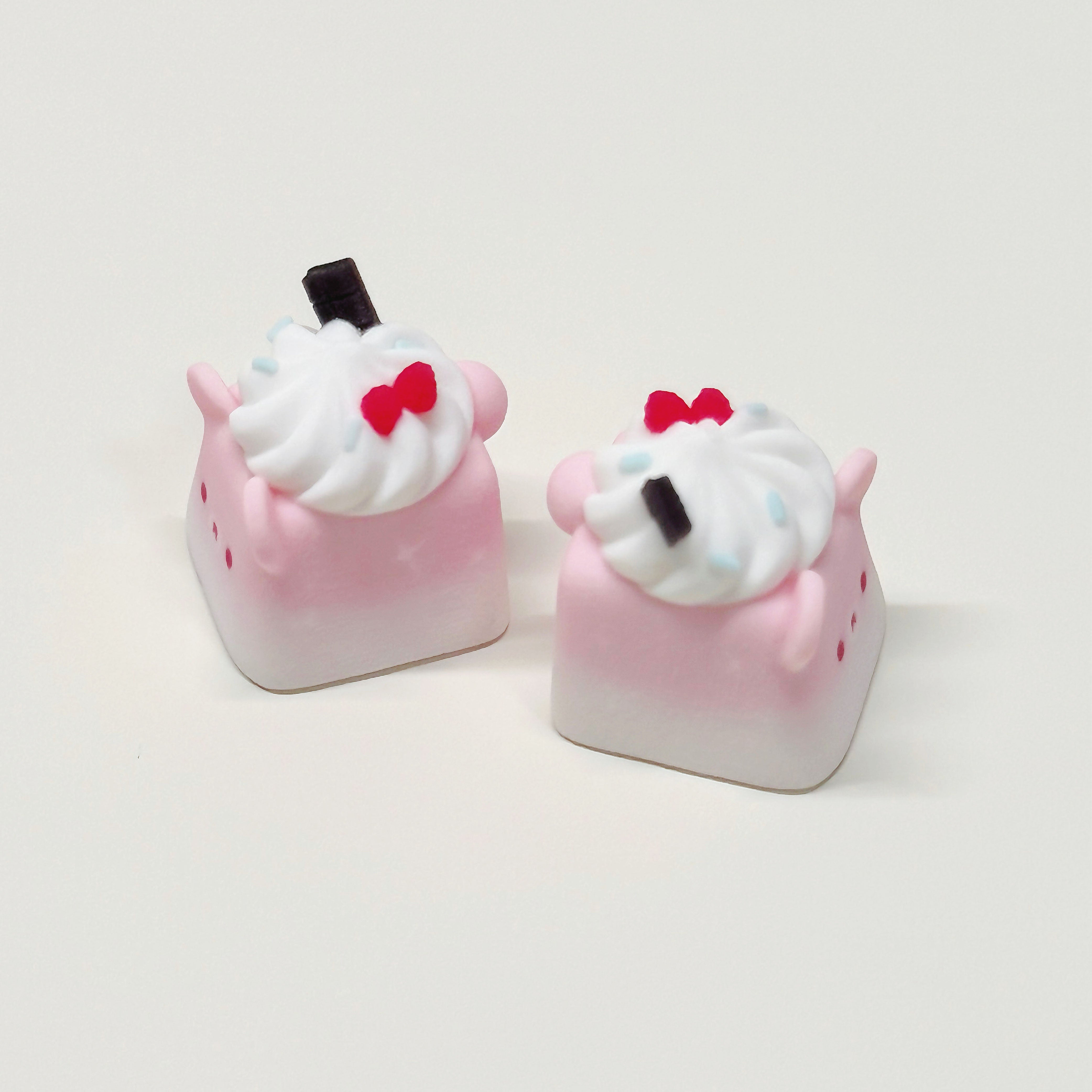 chocolate_raspberry_cream_bear_keycap_side