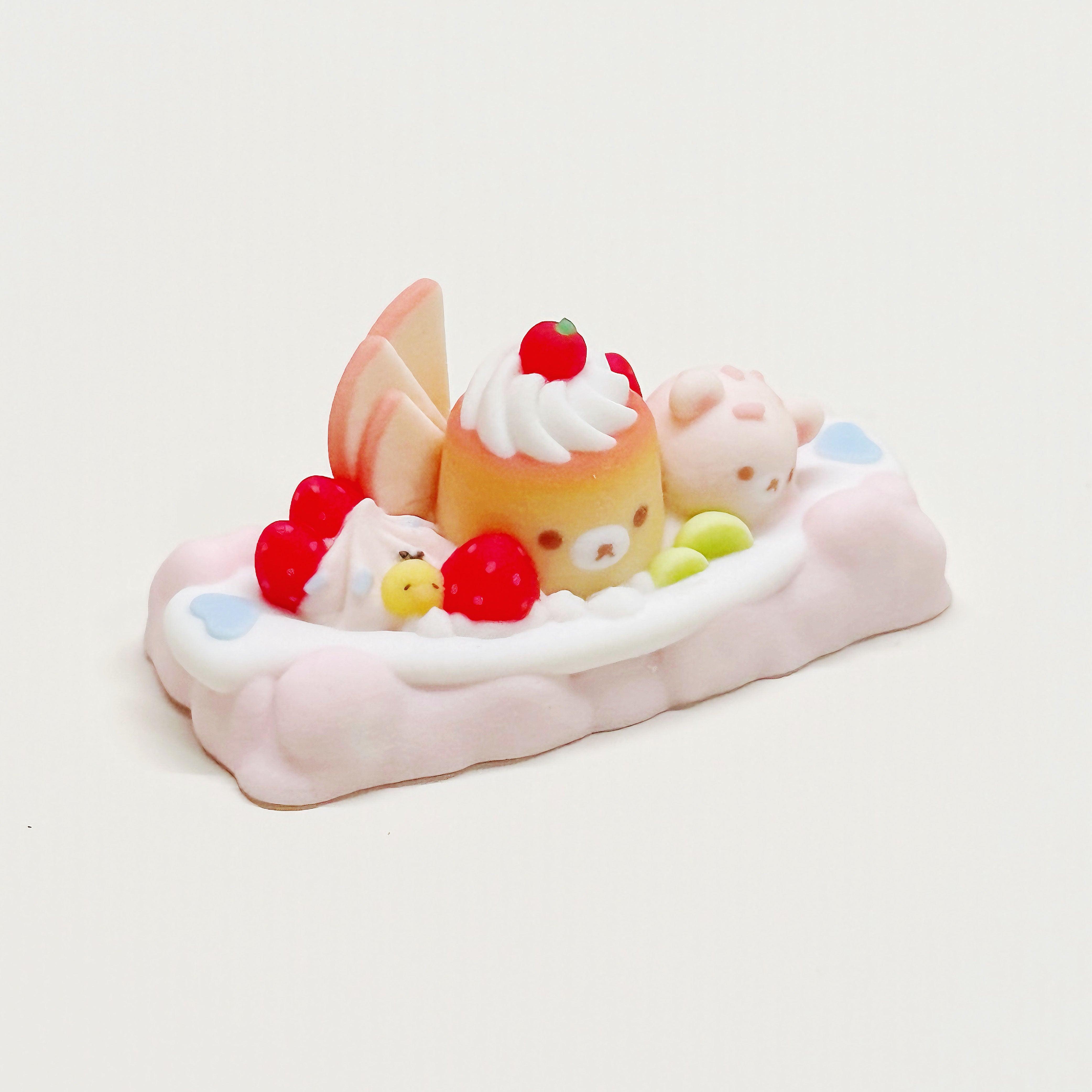 strawberry_pudding_boat_cream_bear_keycap_front