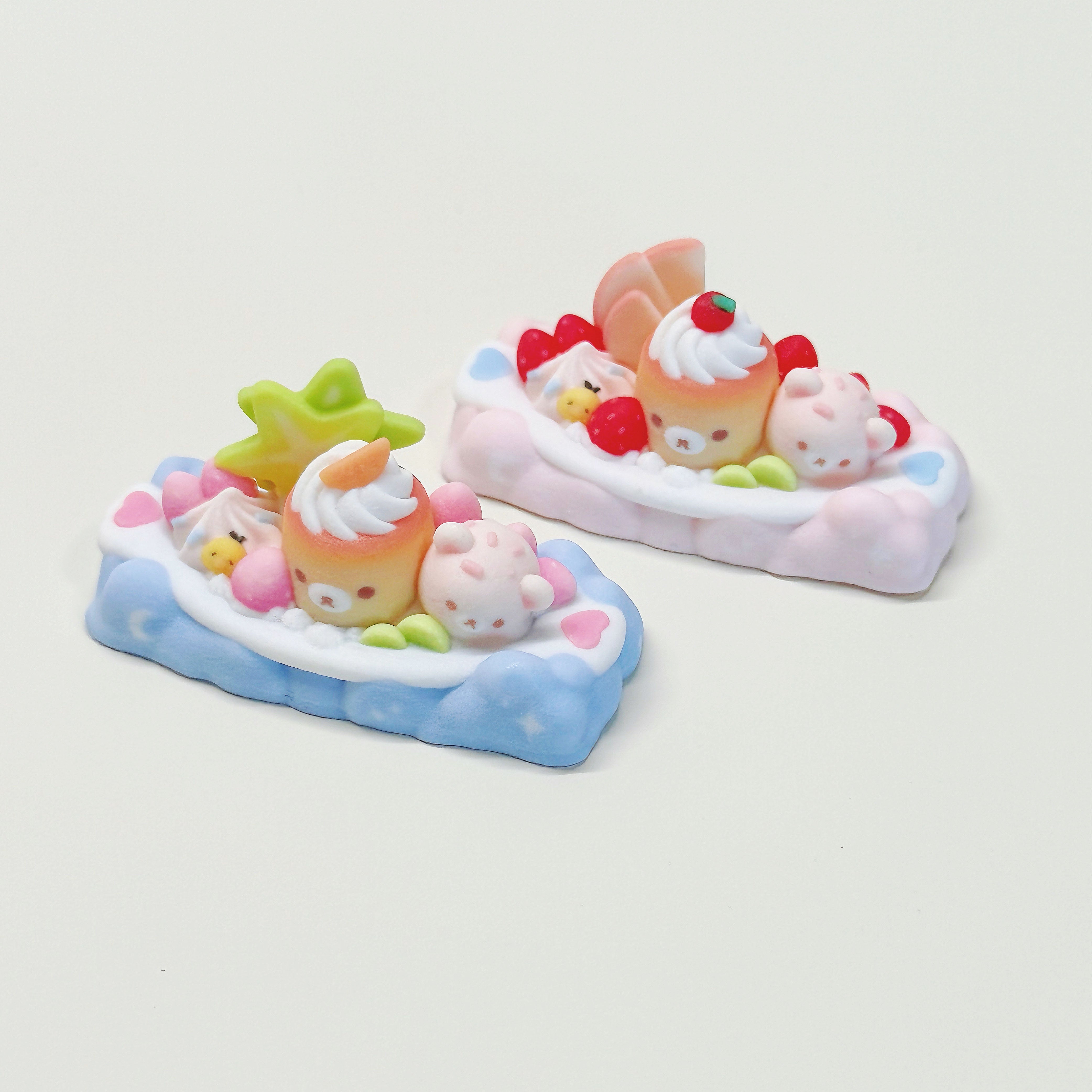 strawberry_sea_salt_pudding_boat_cream_bear_keycap_front_closeup