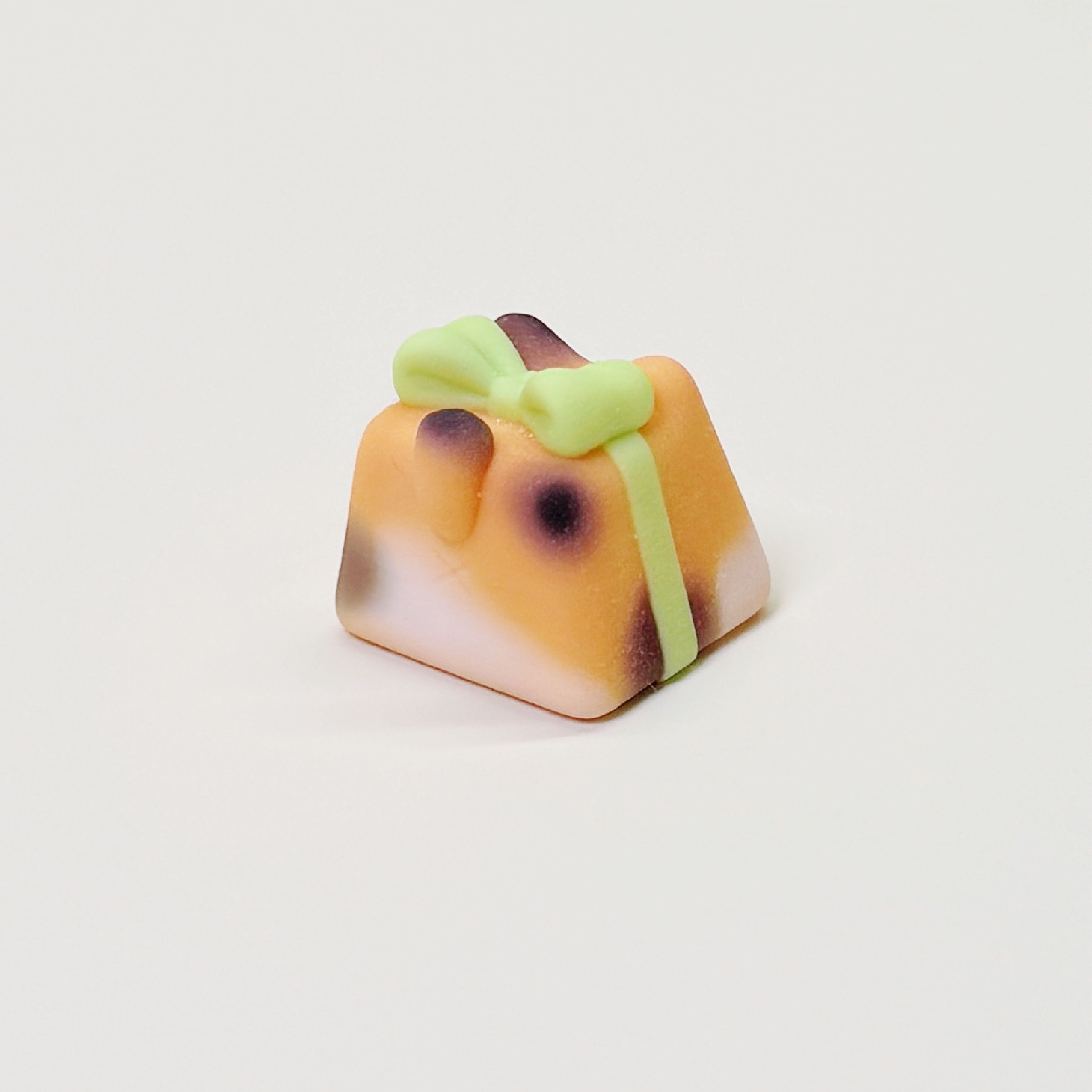 Gift Kitty Series Artisan Keycaps - Multiple Colorways Available | Oai Studio