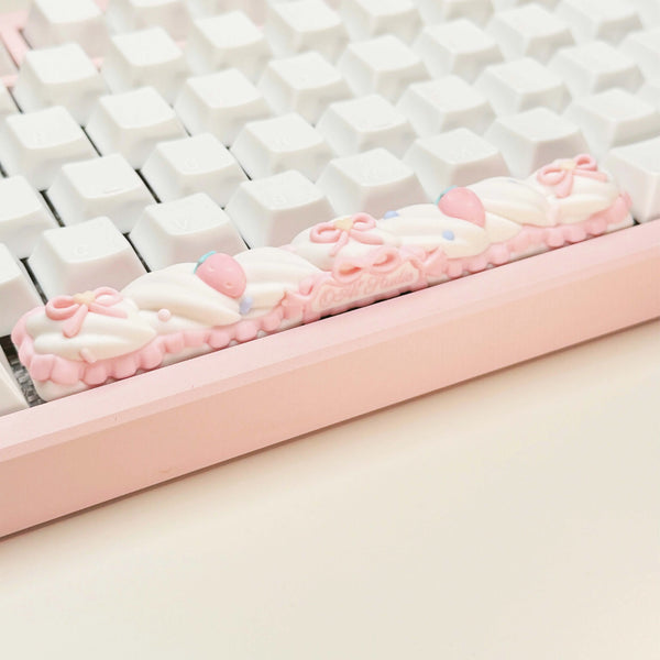 CreamyBar: Soft Marshmallow 3D-Printed Artisan Spacebar Keycap