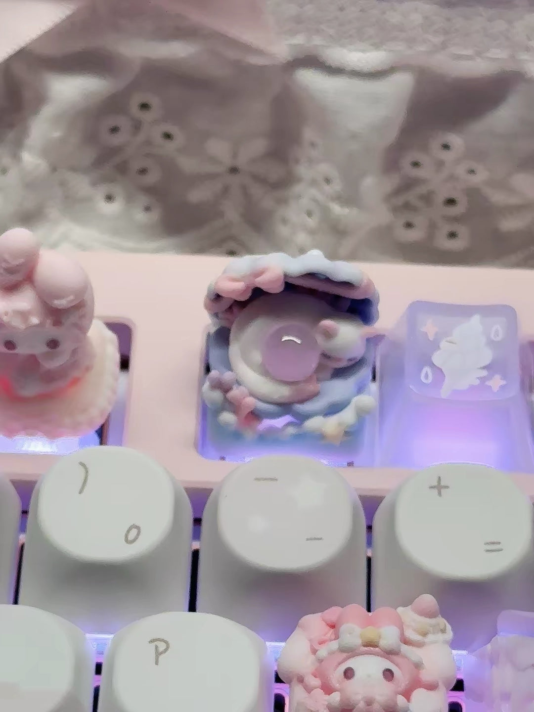 Ocean Magic Cat Artisan Keycap | Hand-Painted Resin Keycap | Aesthetic Desk Accessory on a real customer desk — photo 8