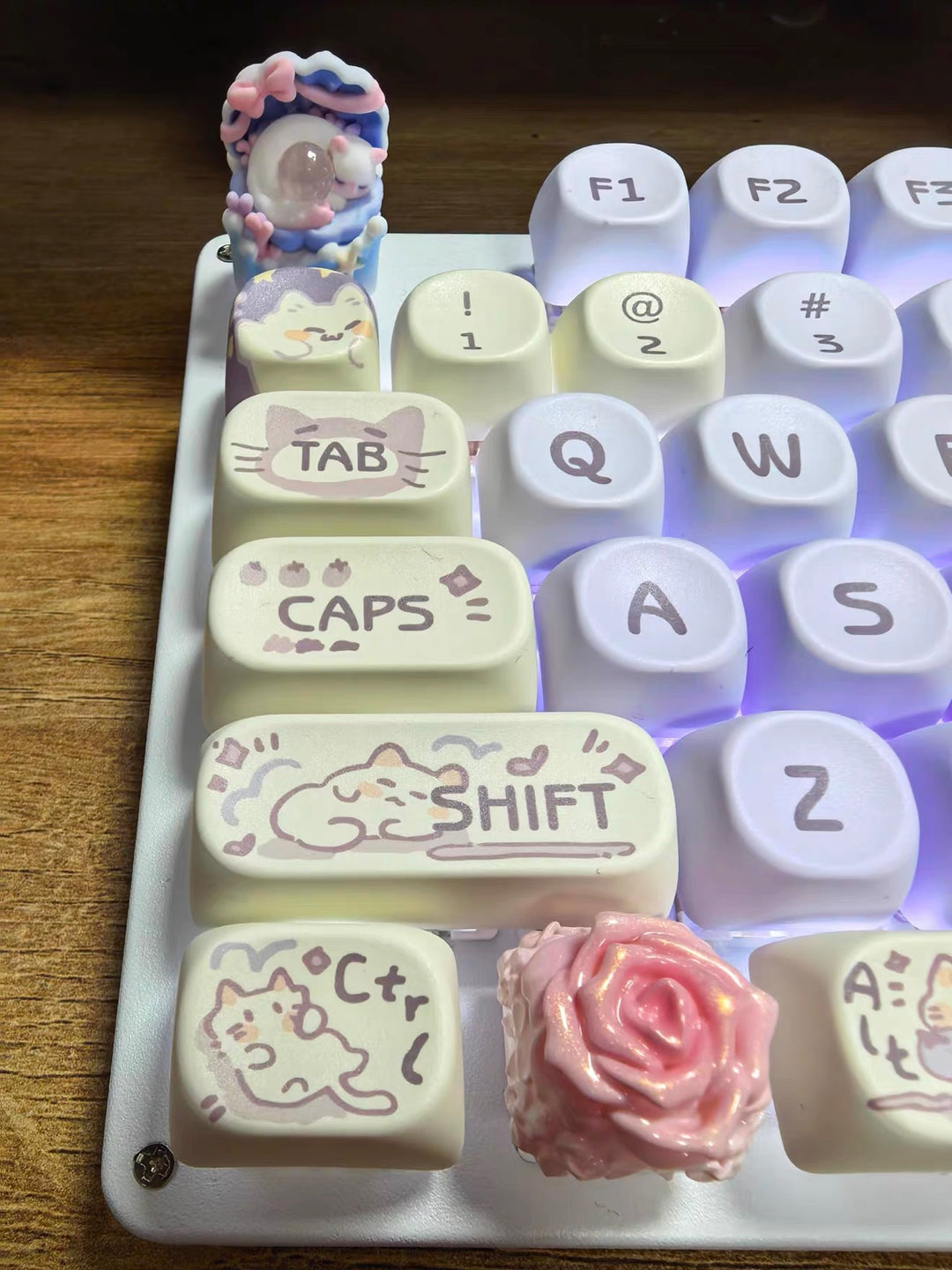 Ocean Magic Cat Artisan Keycap | Hand-Painted Resin Keycap | Aesthetic Desk Accessory on a real customer desk — photo 9