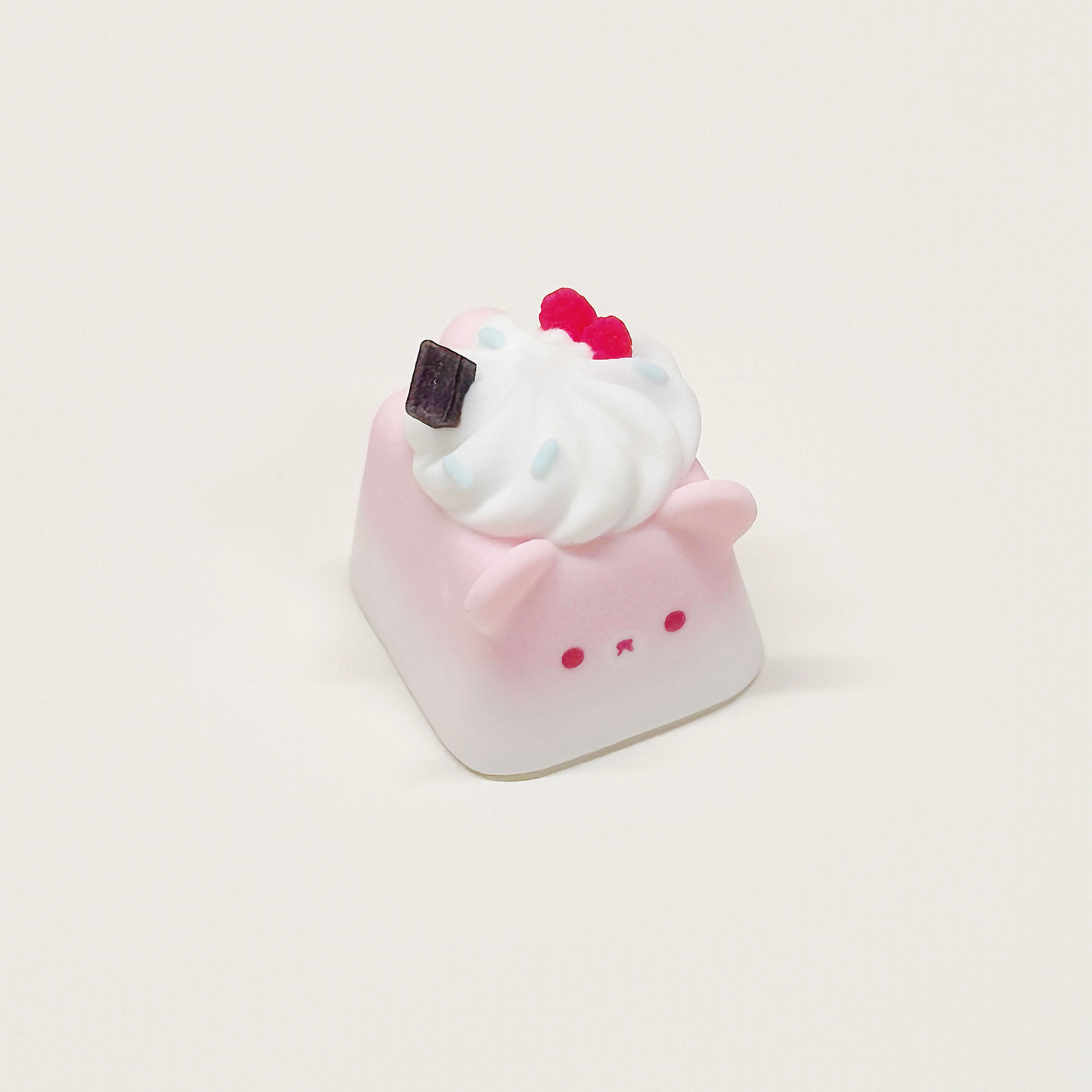 chocolate_raspberry_cream_bear_keycap_front
