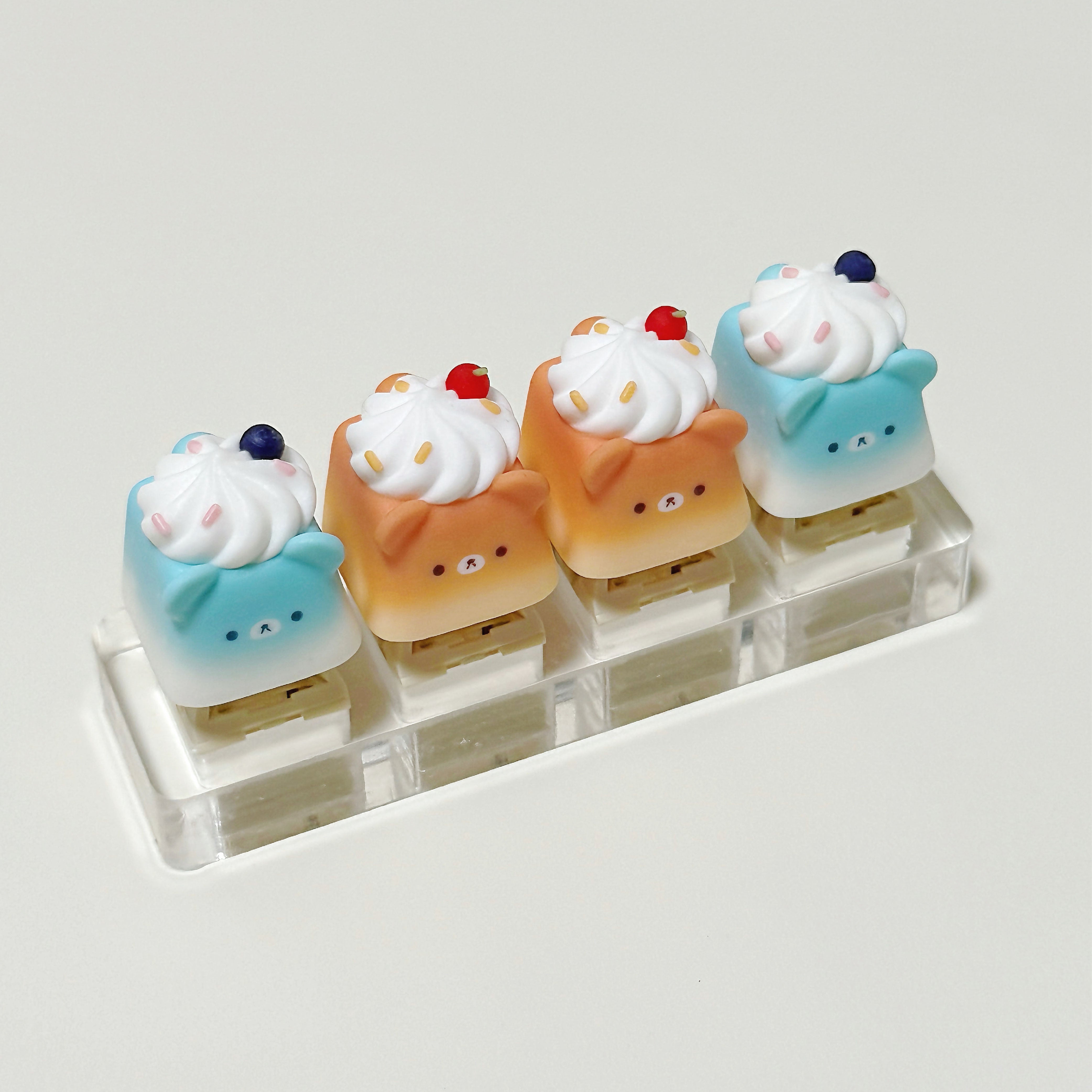 toast_ramune_cream_bear_keycap_front